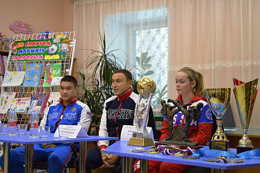 Спортсмены МАУ г.Нижневартовска "СШ" встретились со школьниками