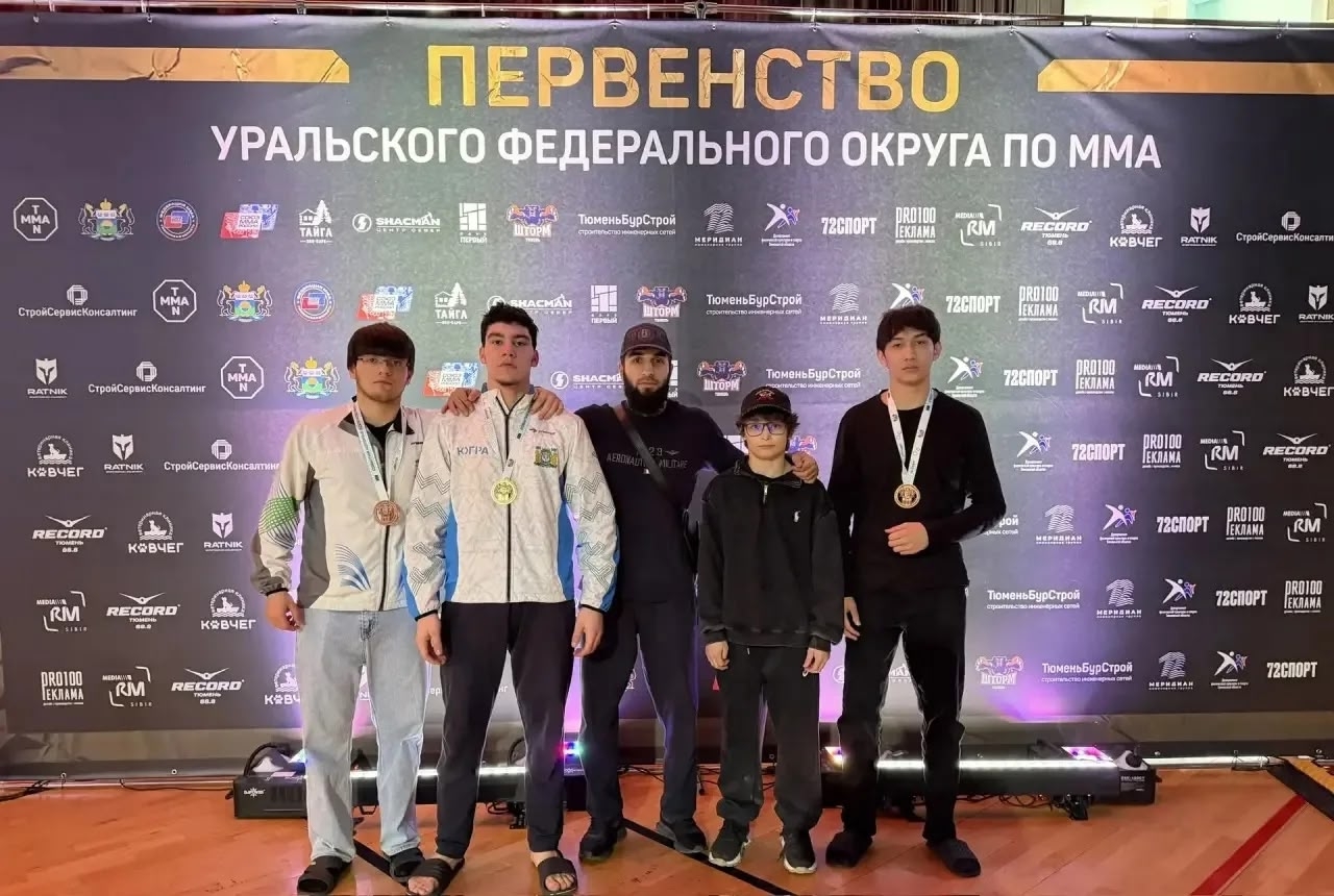 Нижневартовские бойцы завоевали три медали на первенстве УрФО по ММА