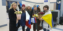 Участникам чемпионата Европы по кикбоксингу устроили торжественную встречу в аэропорту